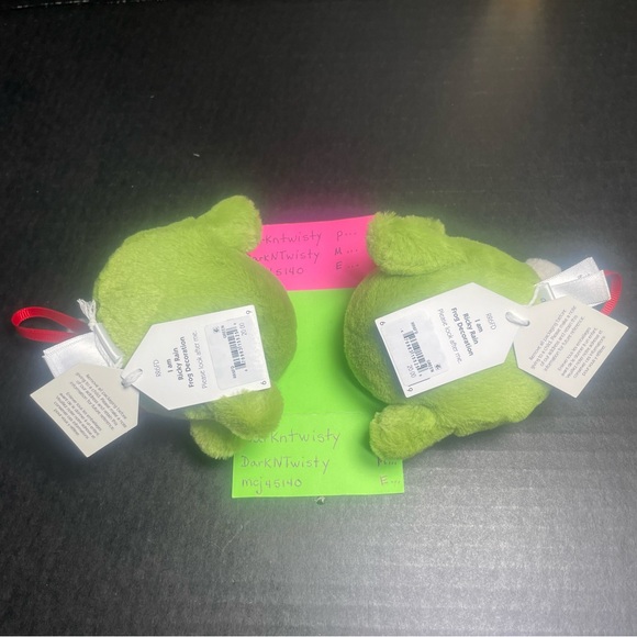 ONE RETIRED BNWT JELLYCAT RICKY RAIN FROG SANTA PLUSH ORNAMENT - Picture 7 of 10